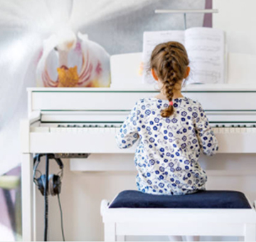 Miss Annette's Piano Studio - Piano Lessons for ages 5 and up.